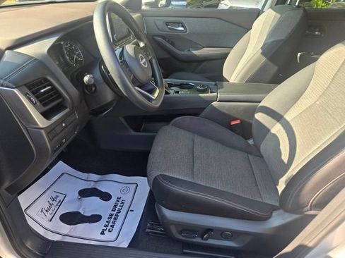 Used 2023 Nissan Rogue SV AWD/4WD image 20