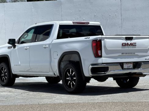 Used 2022 GMC Sierra 1500 SLE AWD/4WD image 5