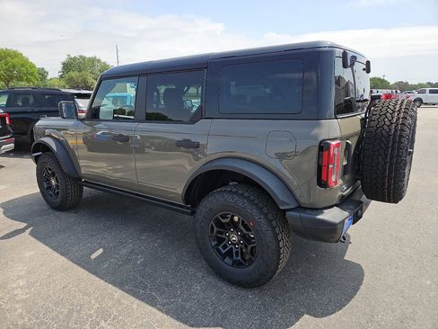 New 2026 Ford Bronco Badlands AWD/4WD image 8