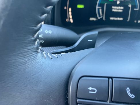 Certified 2025 Toyota Camry SE AWD/4WD image 19