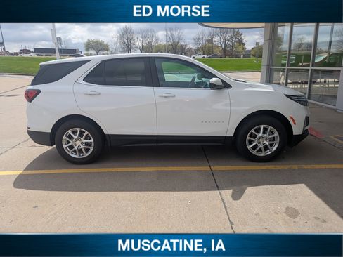 Used 2024 Chevrolet Equinox LT image 3