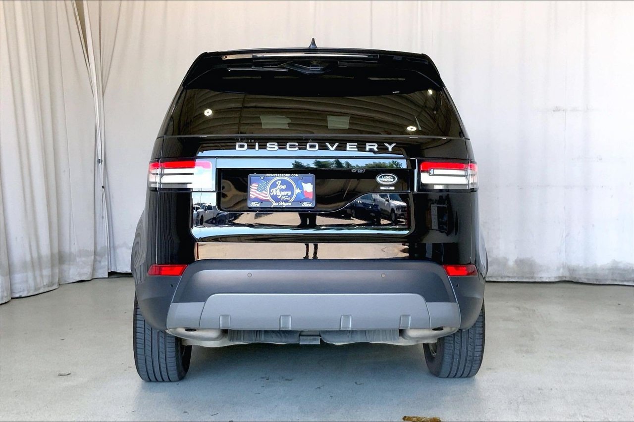 Used 2020 Land Rover Discovery SE AWD/4WD image 4