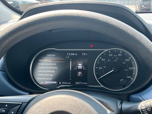 Used 2025 Nissan Versa SV FWD image 34