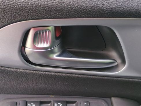 New 2026 Chrysler Pacifica Limited w/ S Appearance Package FWD image 27