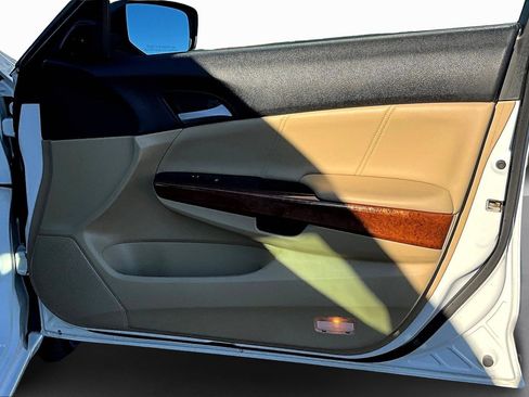 Used 2012 Honda Accord EX-L image 18