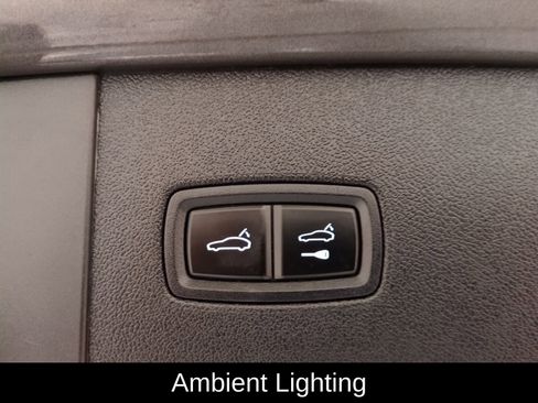 Used 2021 Porsche Cayenne image 13