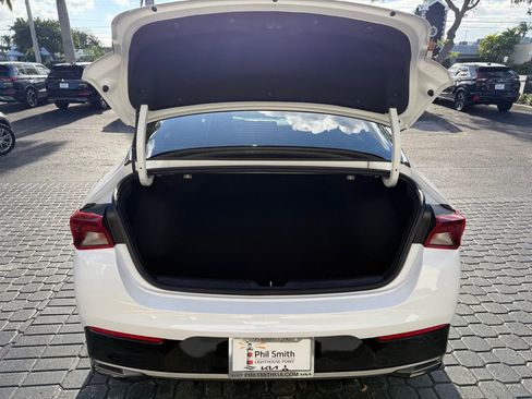 Used 2024 Kia K5 LXS image 8