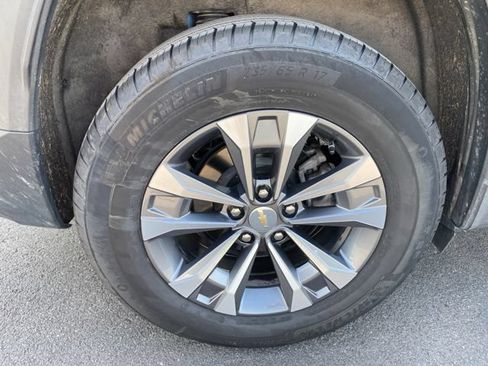 Used 2026 Chevrolet Equinox LT AWD/4WD image 26