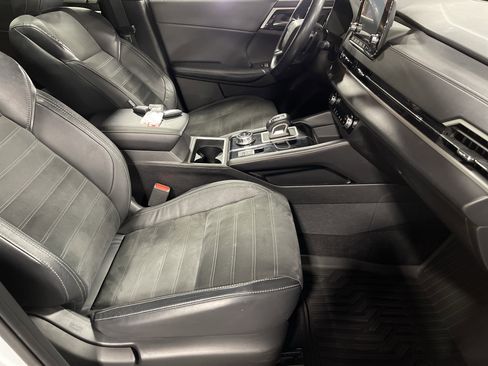 Used 2022 Mitsubishi Outlander SEL Black Edition image 14