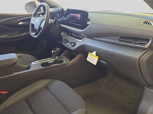 New 2026 Buick Envista Preferred image 16