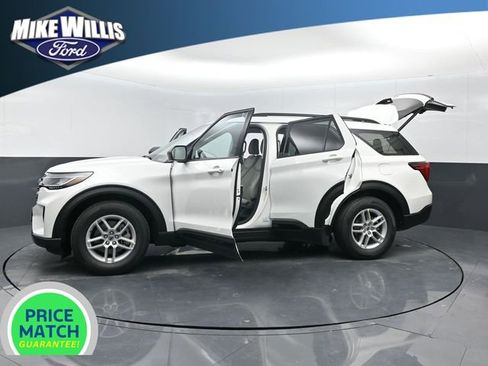 New 2026 Ford Explorer Active w/ Active Comfort Package image 28