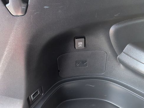 Used 2022 Honda Pilot Touring image 47