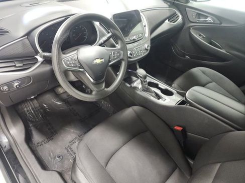 Used 2023 Chevrolet Malibu LT image 24