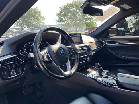 Used 2018 BMW 540i xDrive AWD/4WD image 16