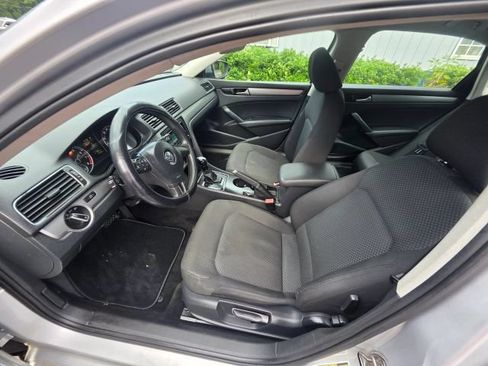 Used 2014 Volkswagen Passat 1.8T S FWD image 12