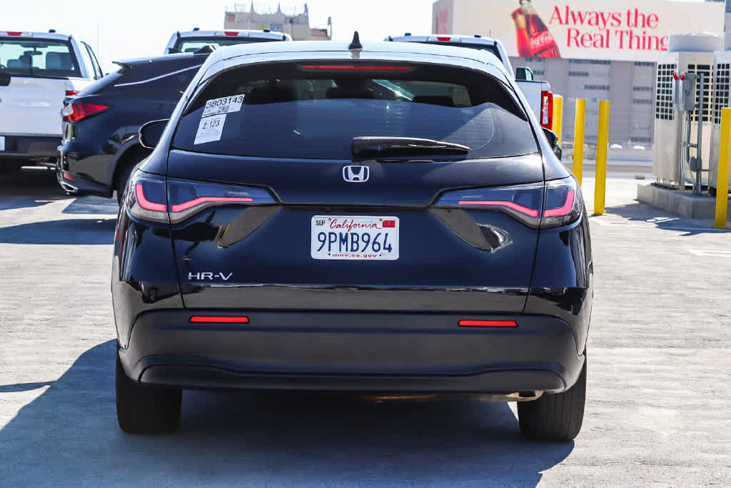 Used 2025 Honda HR-V LX image 5