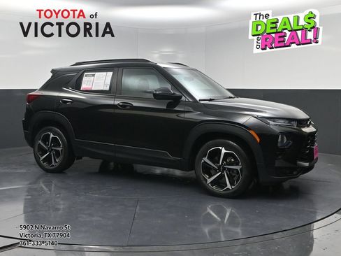 Used 2022 Chevrolet TrailBlazer RS FWD image 1