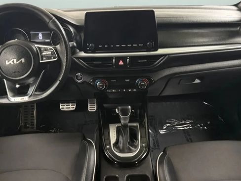 Used 2023 Kia Forte GT-Line w/ GT-Line Technology Package FWD image 16
