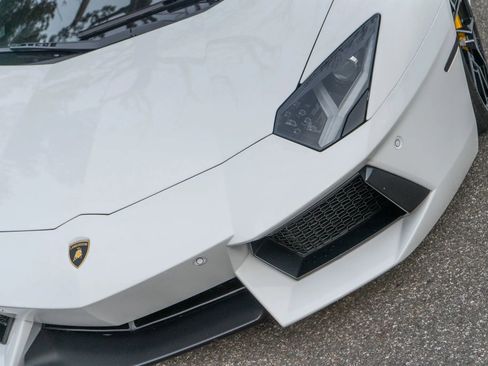 Used 2017 Lamborghini Aventador LP 700-4 AWD/4WD image 6