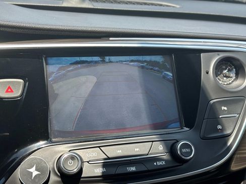 Used 2019 Buick Envision Preferred FWD image 38