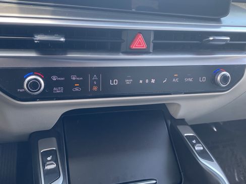 Certified 2025 Kia Sorento EX AWD/4WD image 26