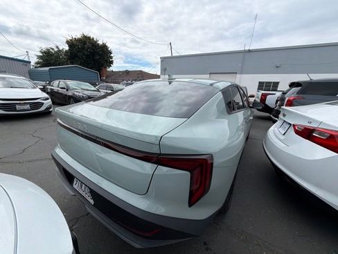 Used 2025 Kia K4 EX FWD image 4