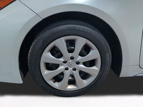 Used 2022 Toyota Corolla SE FWD image 10
