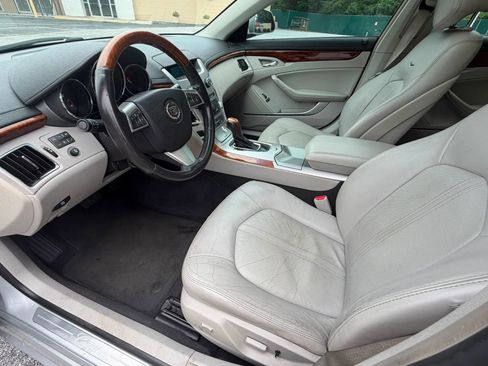 Used 2010 Cadillac CTS Luxury AWD/4WD image 10