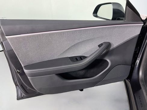 Used 2024 Tesla Model 3 Standard Range RWD image 23