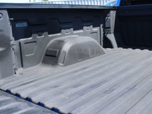 Used 2025 Chevrolet Silverado 1500 LT RWD image 9