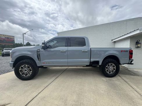 Used 2026 Ford F250 Platinum w/ Platinum Plus Package AWD/4WD image 2