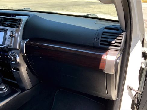 Used 2016 Toyota 4Runner Limited image 18