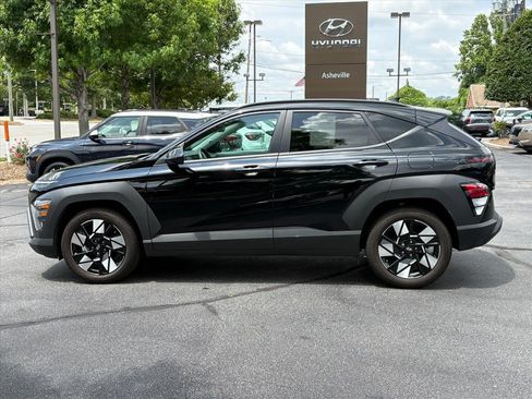 Certified 2025 Hyundai Kona SEL FWD image 3