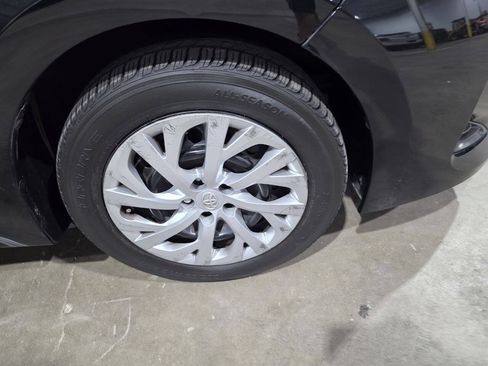Used 2019 Toyota Corolla LE FWD image 20
