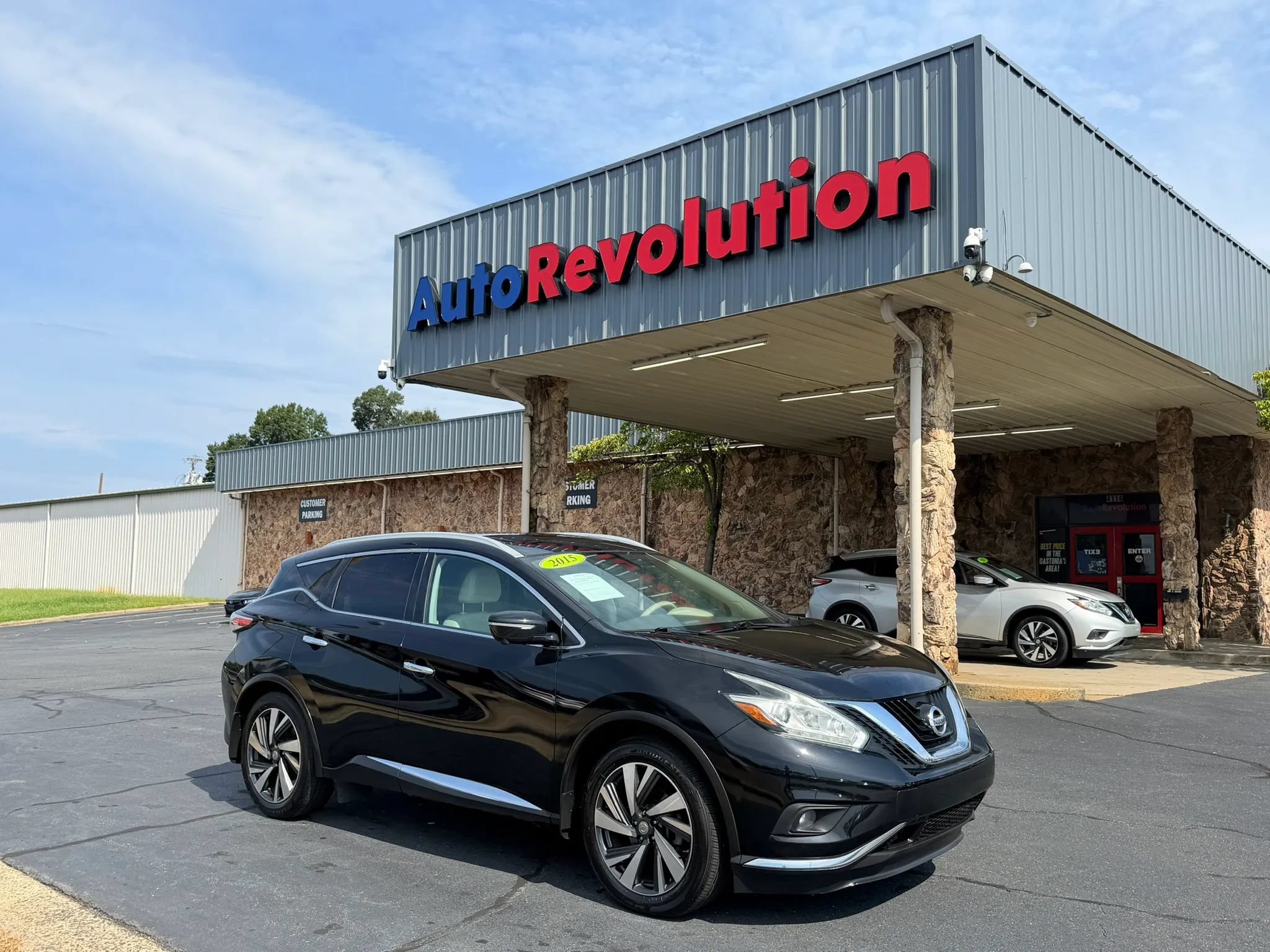 Used 2015 Nissan Murano Platinum w/ Platinum Technology Package FWD image 1