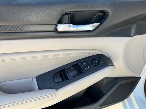 Used 2020 Nissan Altima 2.5 S FWD image 17