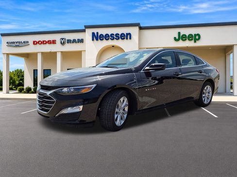 Used 2024 Chevrolet Malibu LT FWD image 3