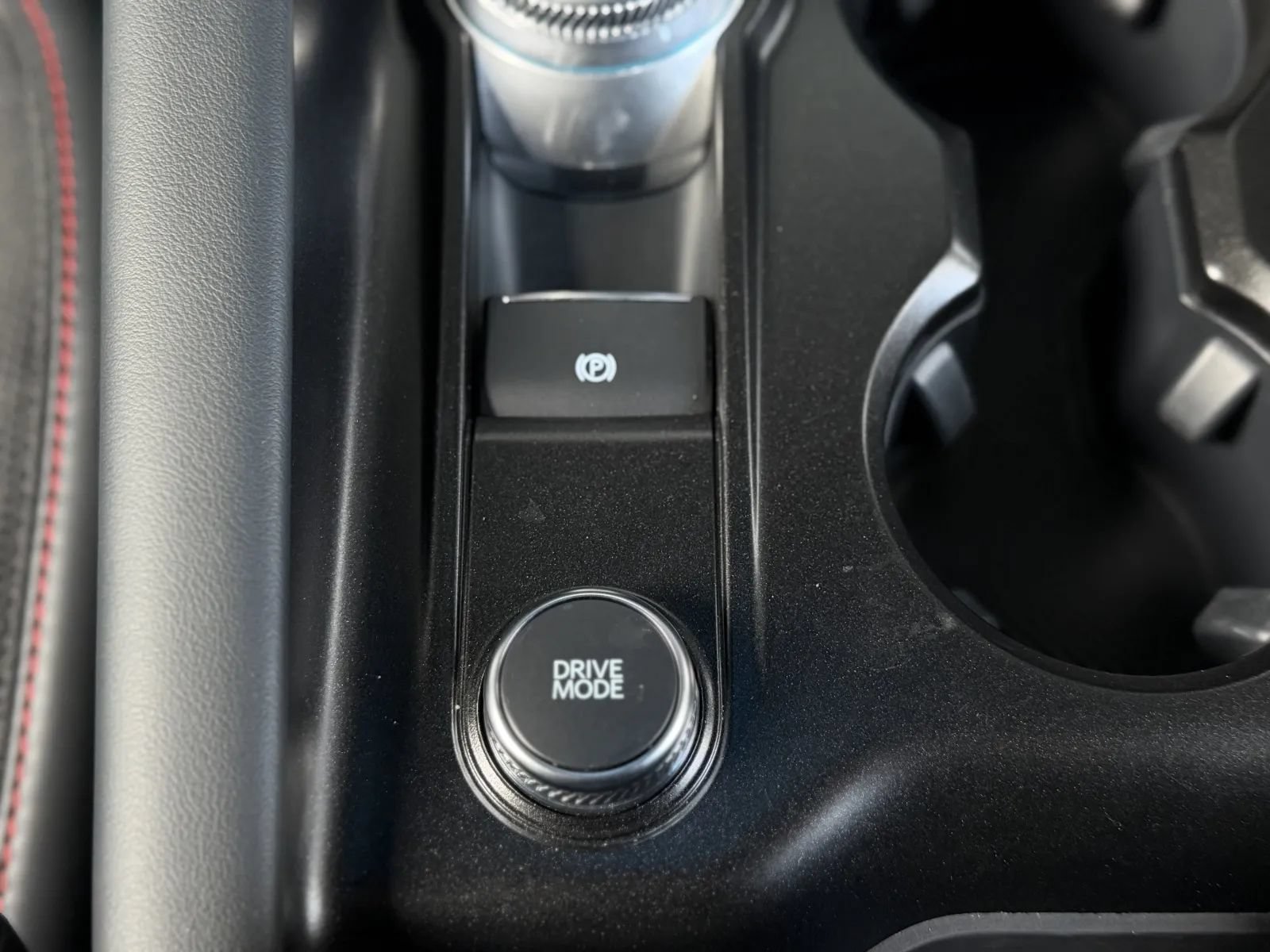 Used 2025 Ford Explorer ST AWD/4WD image 40