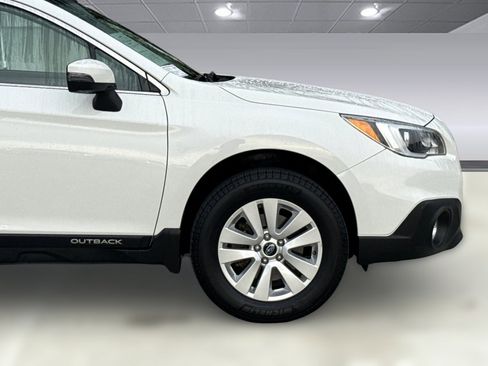 Used 2016 Subaru Outback 2.5i Premium image 22