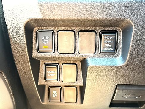 New 2026 Nissan Frontier SV w/ SV Convenience Package AWD/4WD image 26