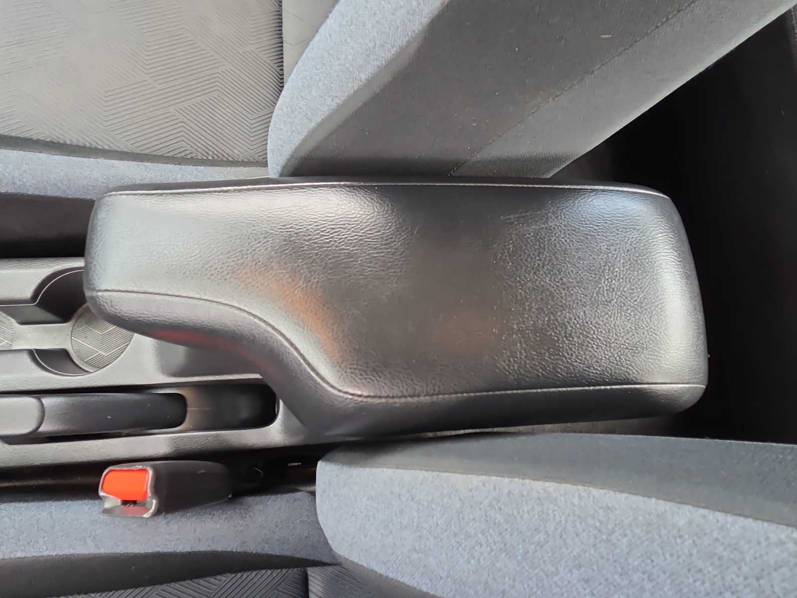 Used 2024 Nissan Versa SV FWD image 19