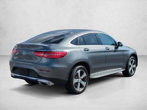 Used 2017 Mercedes-Benz GLC 300 4MATIC Coupe image 5
