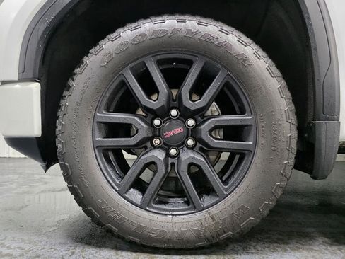 Used 2020 GMC Sierra 1500 Elevation w/ Elevation Value Package image 7