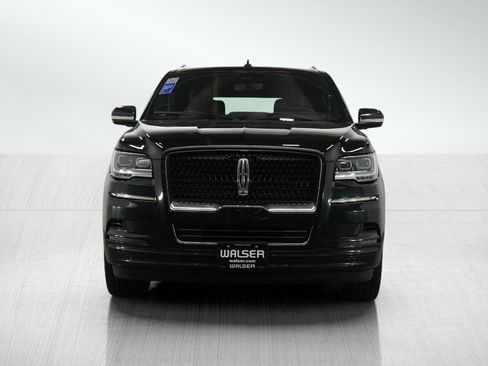 Used 2022 Lincoln Navigator L Reserve w/ Equipment Group 201A image 9