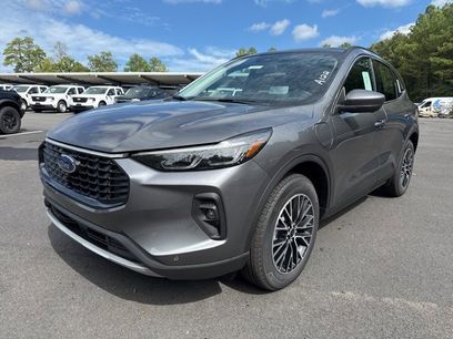 New 2026 Ford Escape SE w/ PHEV Premium Package