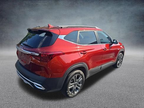 Used 2023 Kia Seltos S AWD/4WD image 8