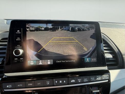 Used 2025 Honda Odyssey Sport-L image 27