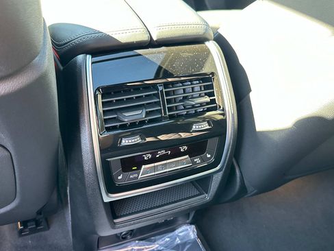 New 2026 BMW X5 M60i image 15