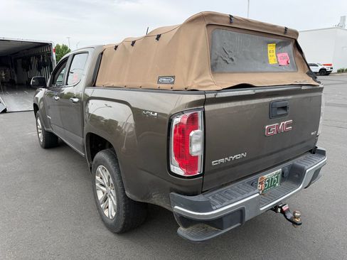 Used 2017 GMC Canyon SLT w/ Driver Alert Package AWD/4WD image 3
