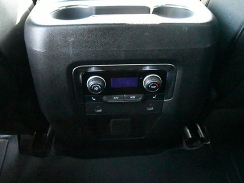 Used 2022 Chevrolet Tahoe Z71 w/ Z71 Off-Road Package image 12